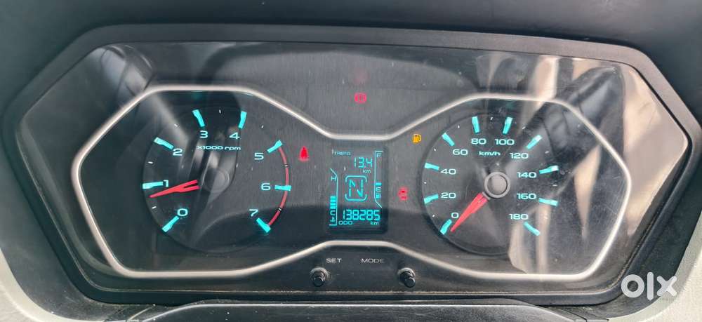 Mahindra Scorpio S10, 2015, Diesel