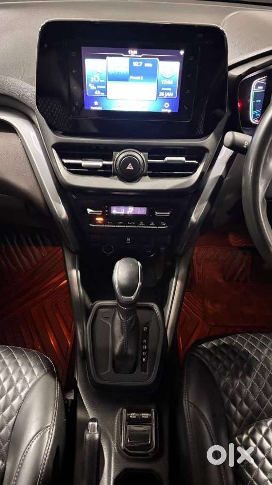 Toyota Urban Cruiser Hyryder, 2022, Petrol