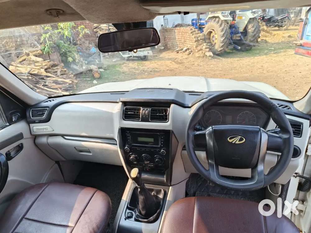 Mahindra Scorpio 2016 पेट्रोल मेंउअल