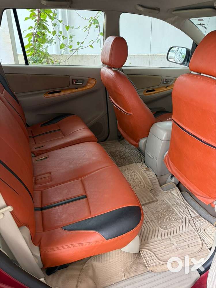 2010 Toyota Innova  Toyota Serviced  1.55l Km  Fc Till 2030