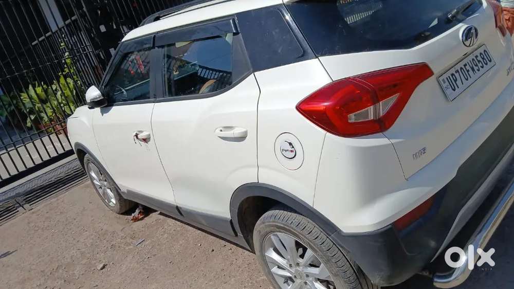 Mahindra Xuv300 Petrol 2021 Year
