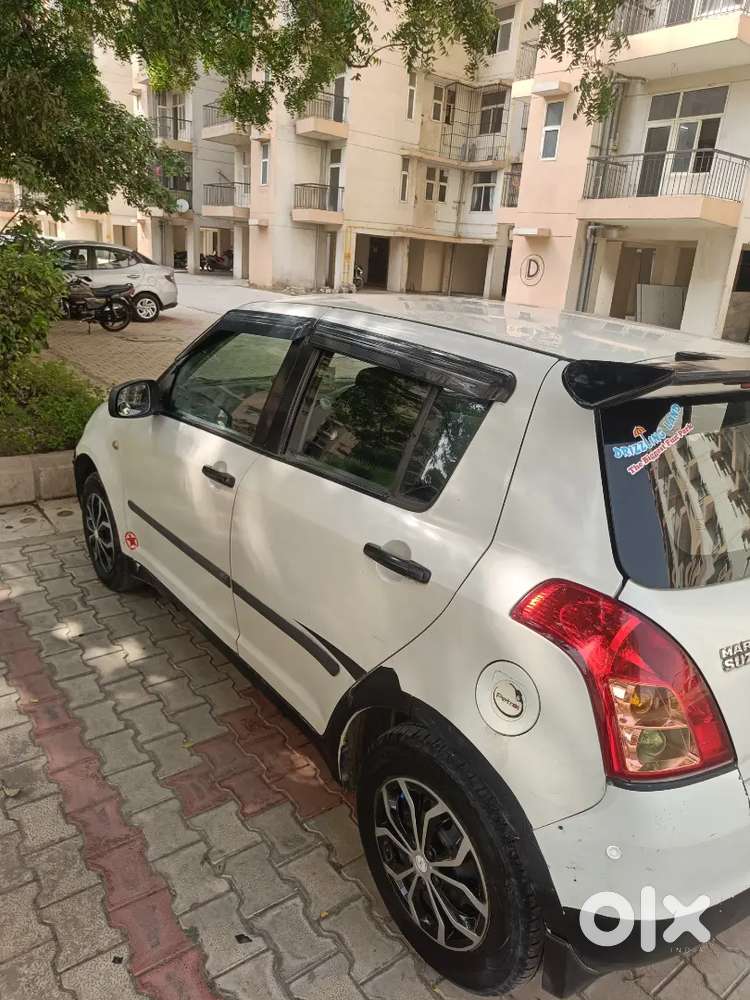 Maruti Suzuki Swift 2011 Petrol 80000 Km Driven