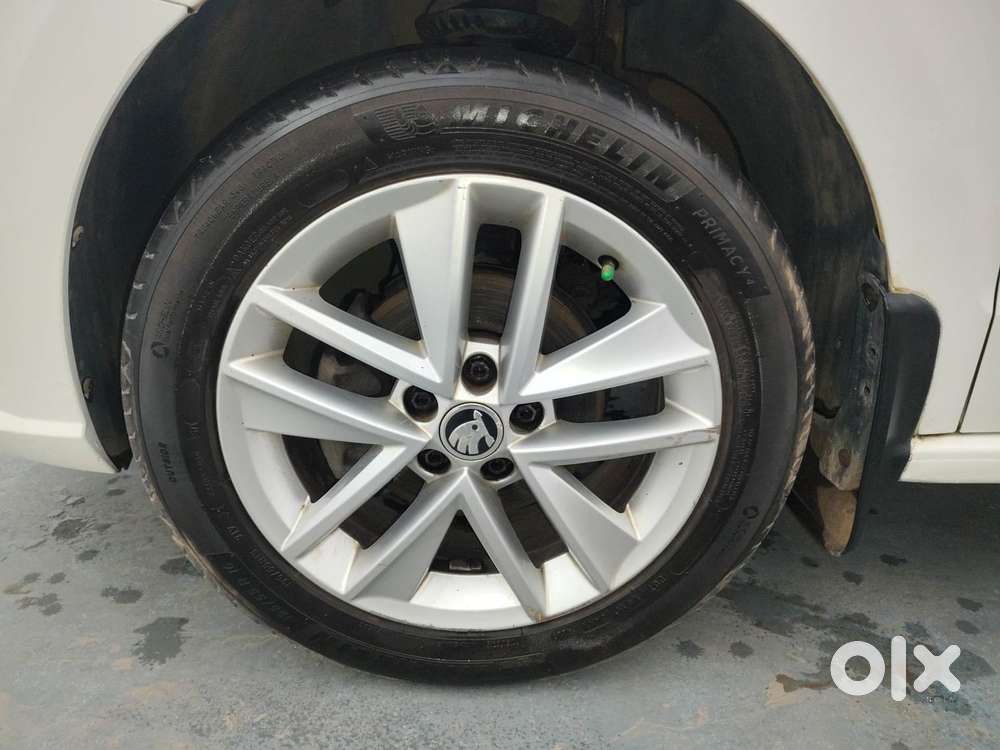 Skoda Rapid 1.6 Mpi Style, 2018, Petrol