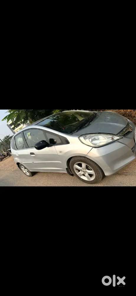 Honda Jazz 2011 Topend Vehicle,neat And Well Mentained