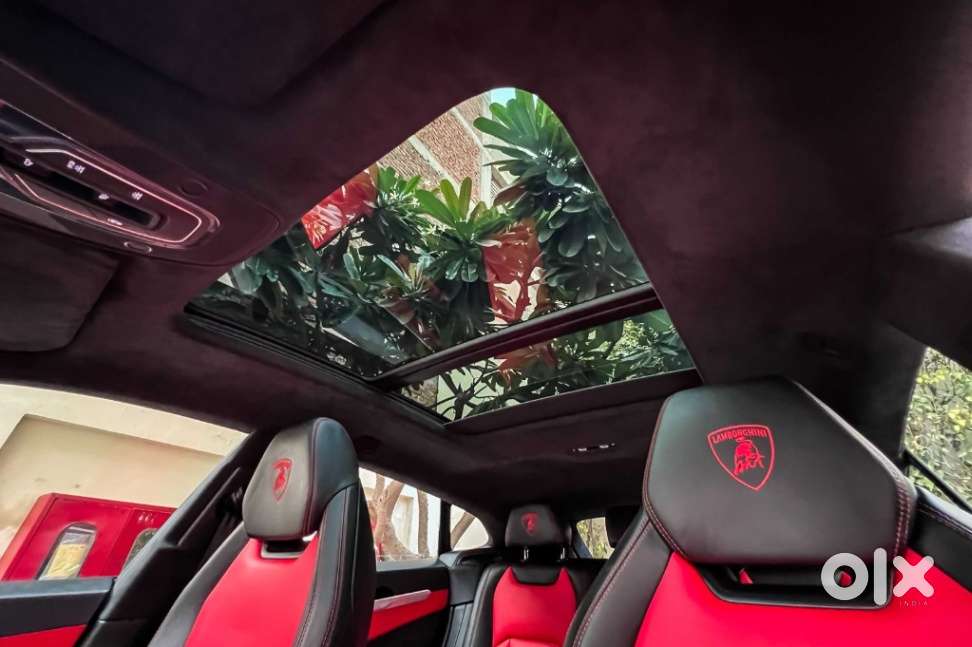 Lamborghini Urus, 2021, Petrol