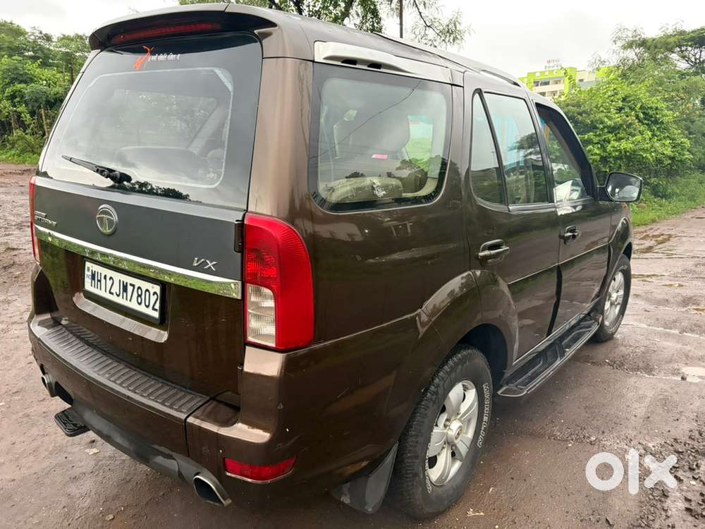 Tata Safari Storme 2013