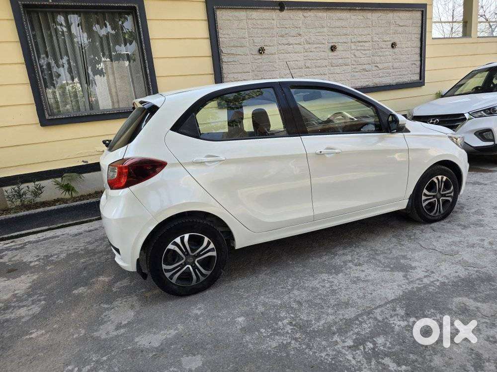 Tata Tiago 1.2 Revotron Xz (o), 2021, Petrol