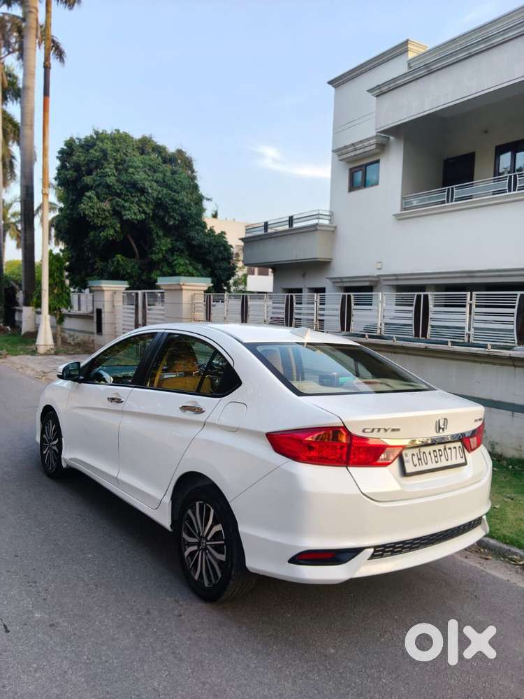 Honda City V At Sunroof, 2017, Petrol