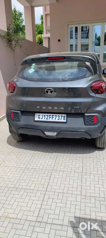 Tata Punch Pure Icng 2025