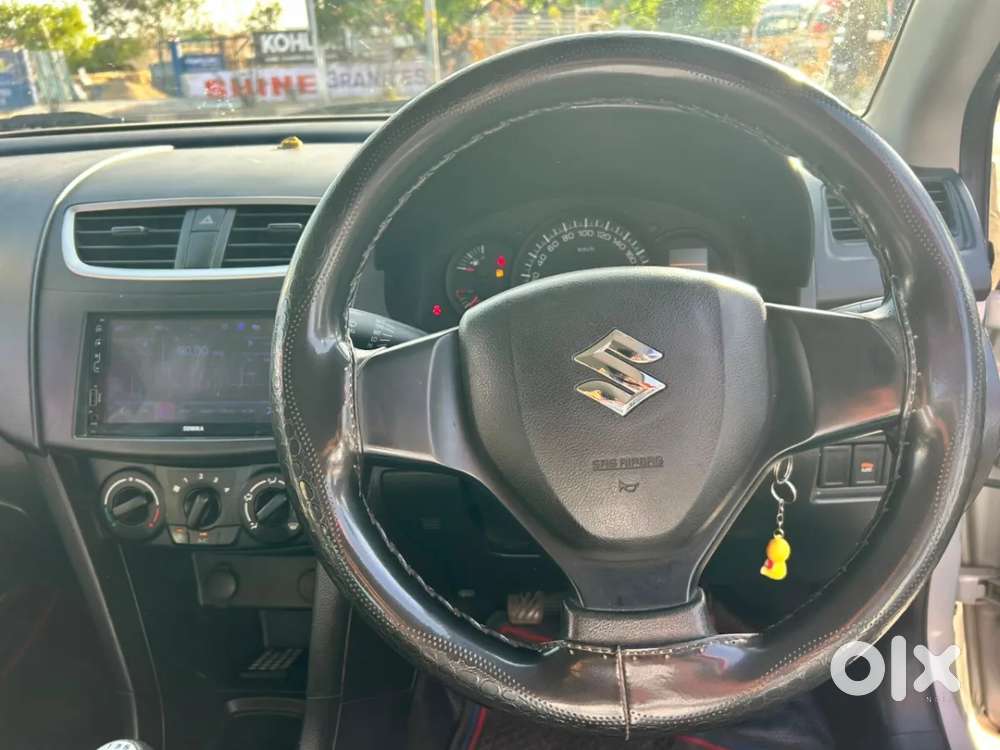 Maruti Suzuki Swift Lxi Optional-o, 2017, Petrol