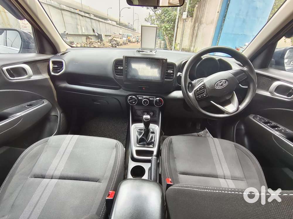 Hyundai Venue 1.2 S (o), 2020, Petrol