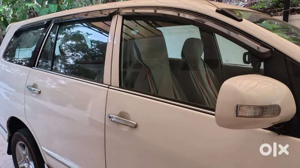 Toyota Innova 2013 Diesel 173000 Km Driven Well Maintained