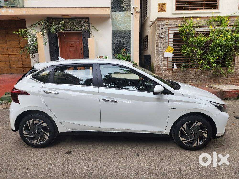 Hyundai New I20 1.2 Asta Ivt, 2020, Petrol