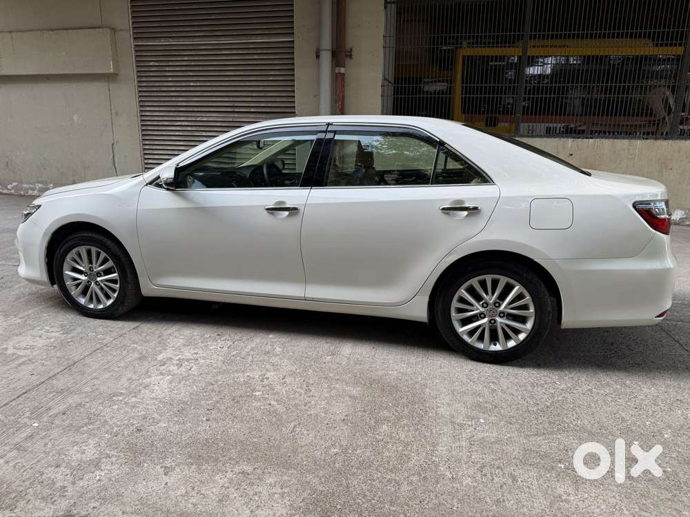 Toyota Camry Hybrid 2.5, 2018, Petrol