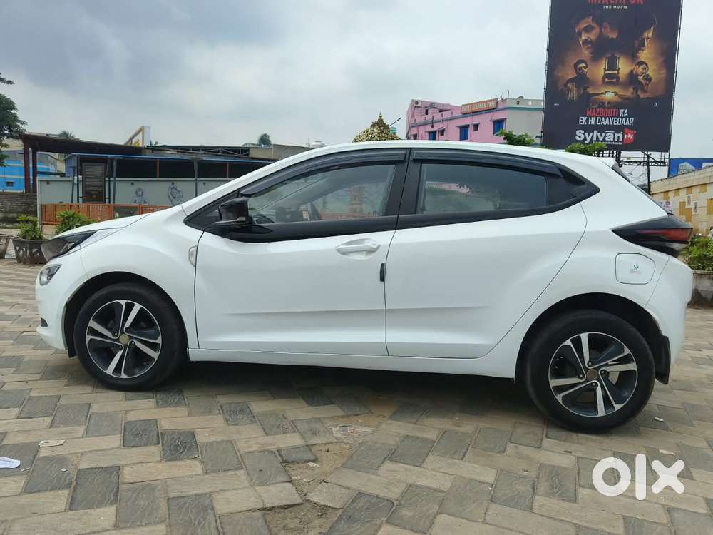 Tata Altroz 1.2 Xz Plus Petrol, 2023, Petrol
