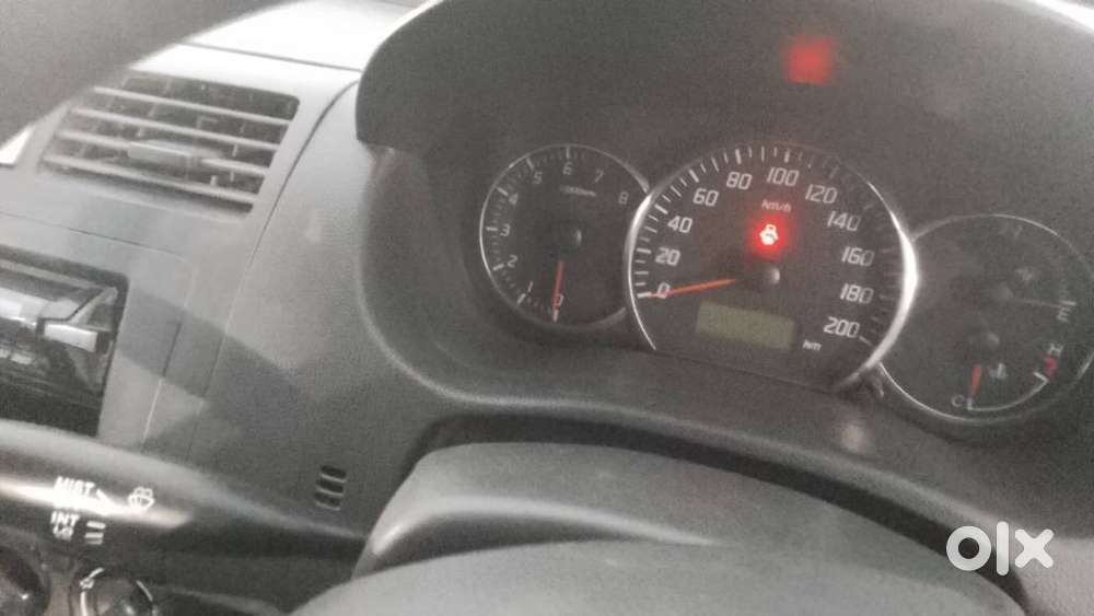 Maruti Suzuki Swift Vxi Bsiv, 2011, Petrol