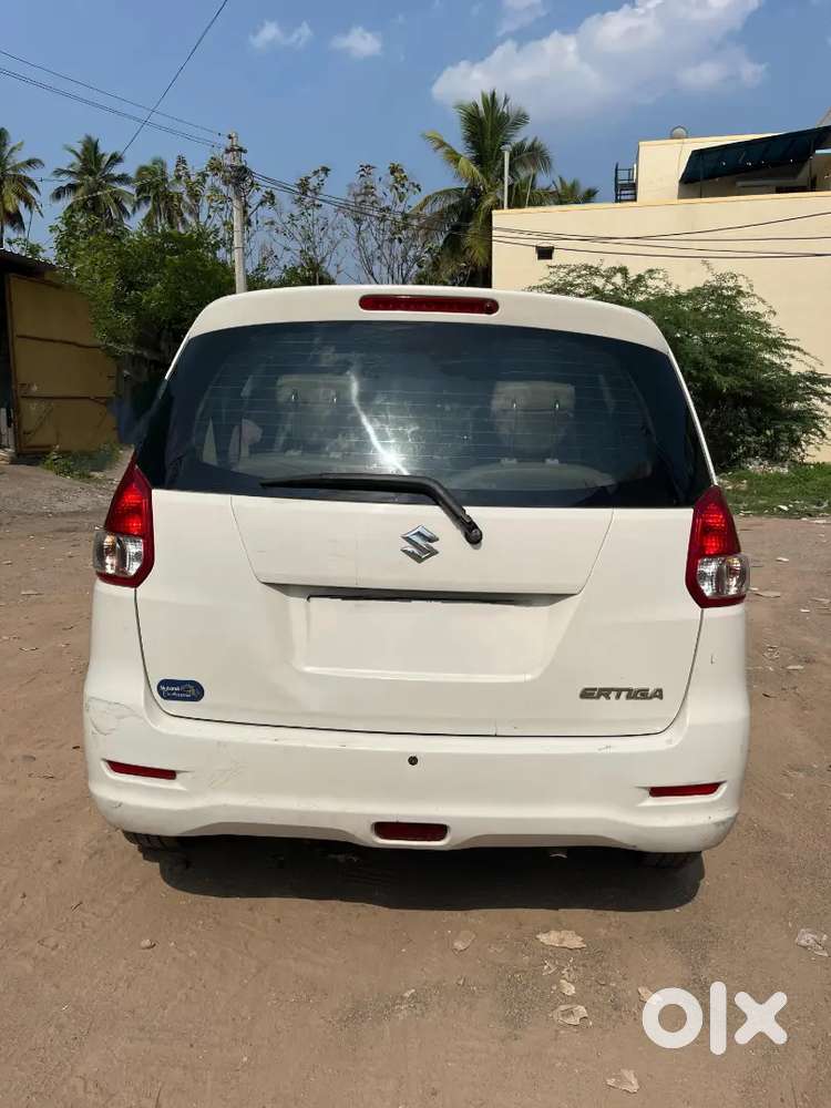 Maruti Suzuki Ertiga 2013 Zxi Cng