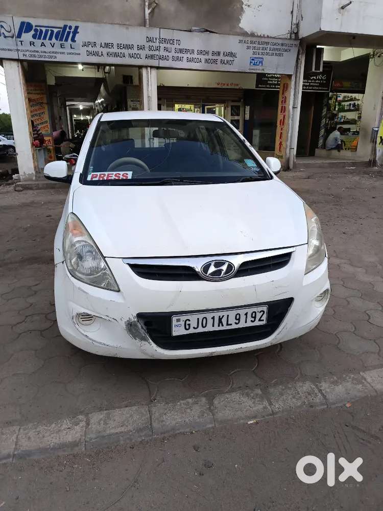 Hyundai I20 2011 Diesel 120000 Km Driven