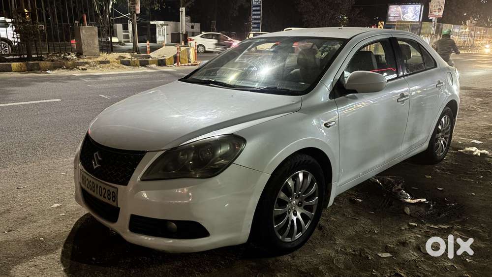 Maruti Suzuki Kizashi Mt, 2013, Petrol