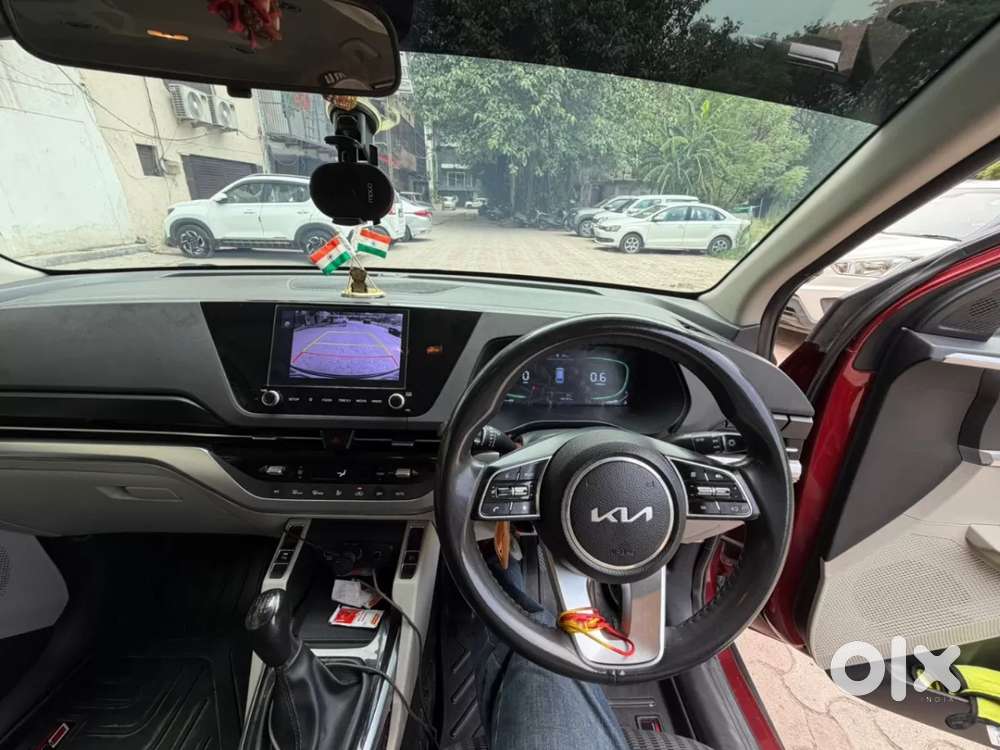 Kia Carens 1.4 Prestige 7 Str, 2022, Petrol