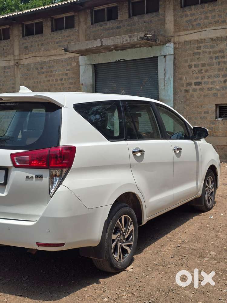 Toyota Innova Crysta 2.4 V 7 Str, 2022, Diesel