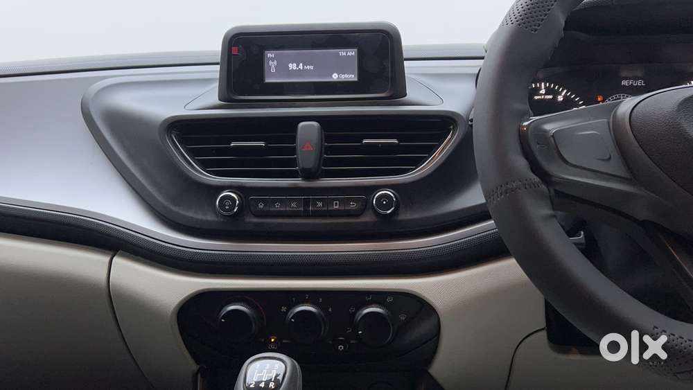 Tata Altroz 1.2 Xe Rhytm Petrol, 2021, Petrol