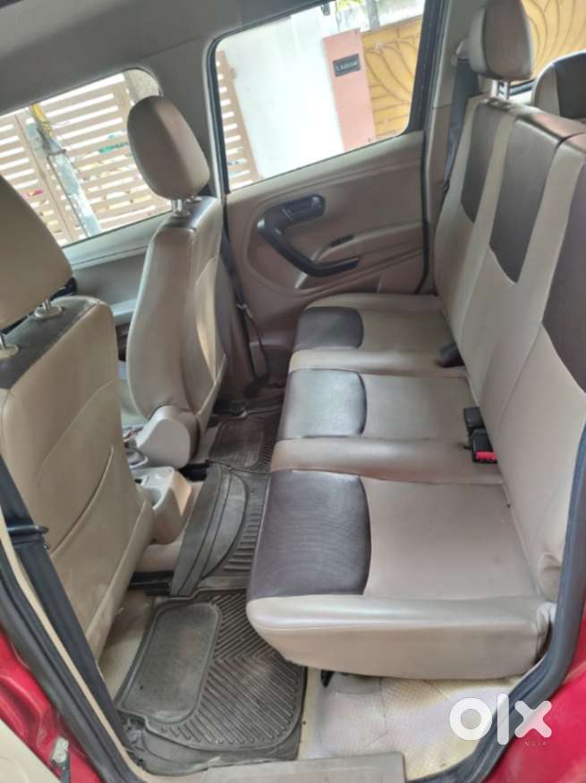 Mahindra Tuv 300 T4 Plus, 2016, Diesel