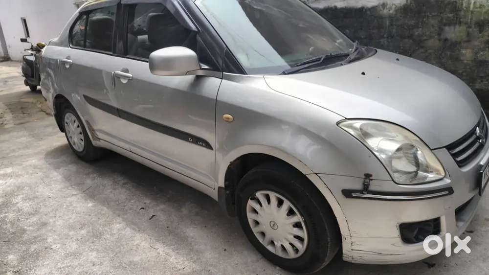 Maruti Suzuki Swift Dzire 2010 Petrol
