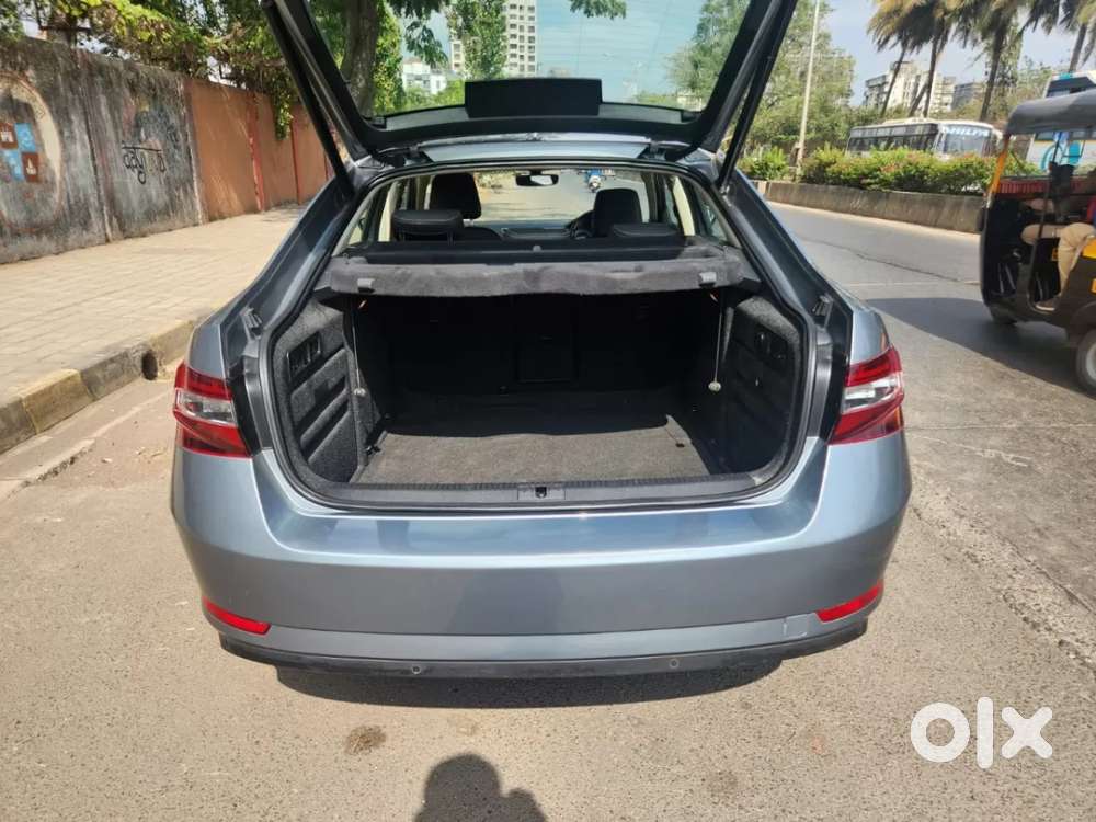 Skoda Superb 2.0 L&k Tsi At, 2019, Petrol