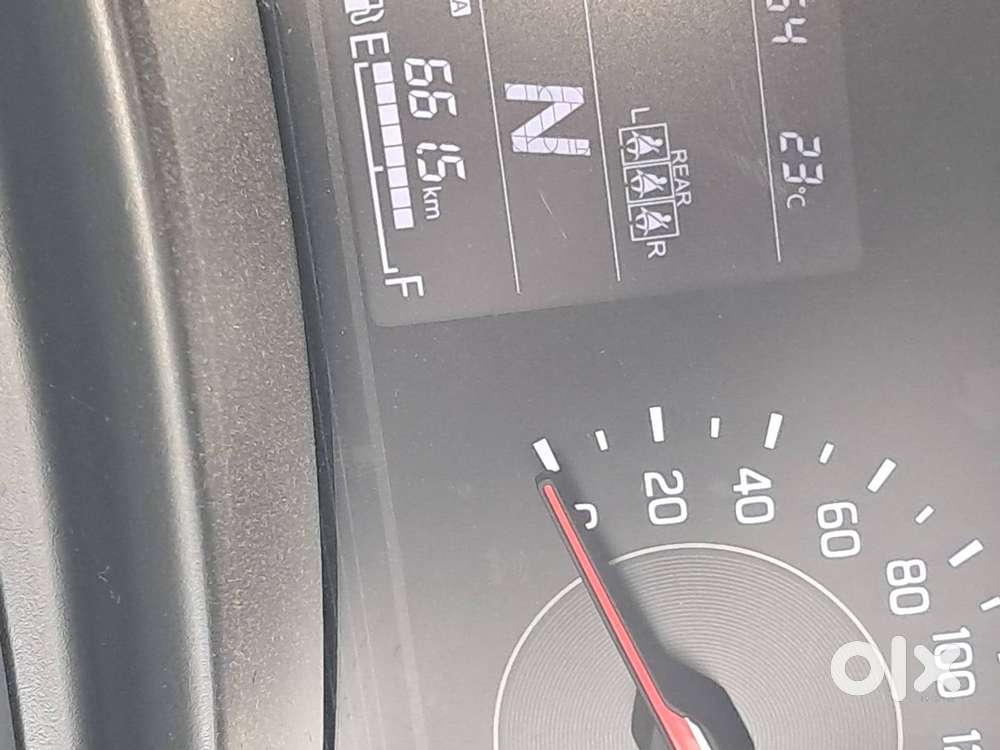 Fully Loaded With Assessories, Quality Seat Covers And Dash Cam