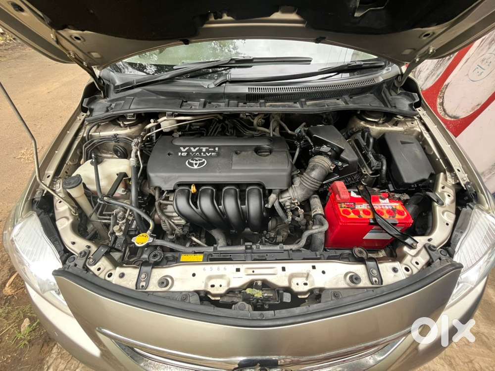 Toyota Corolla Altis 2010 Petrol