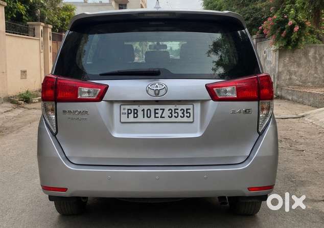 Toyota Innova Crysta 2016
