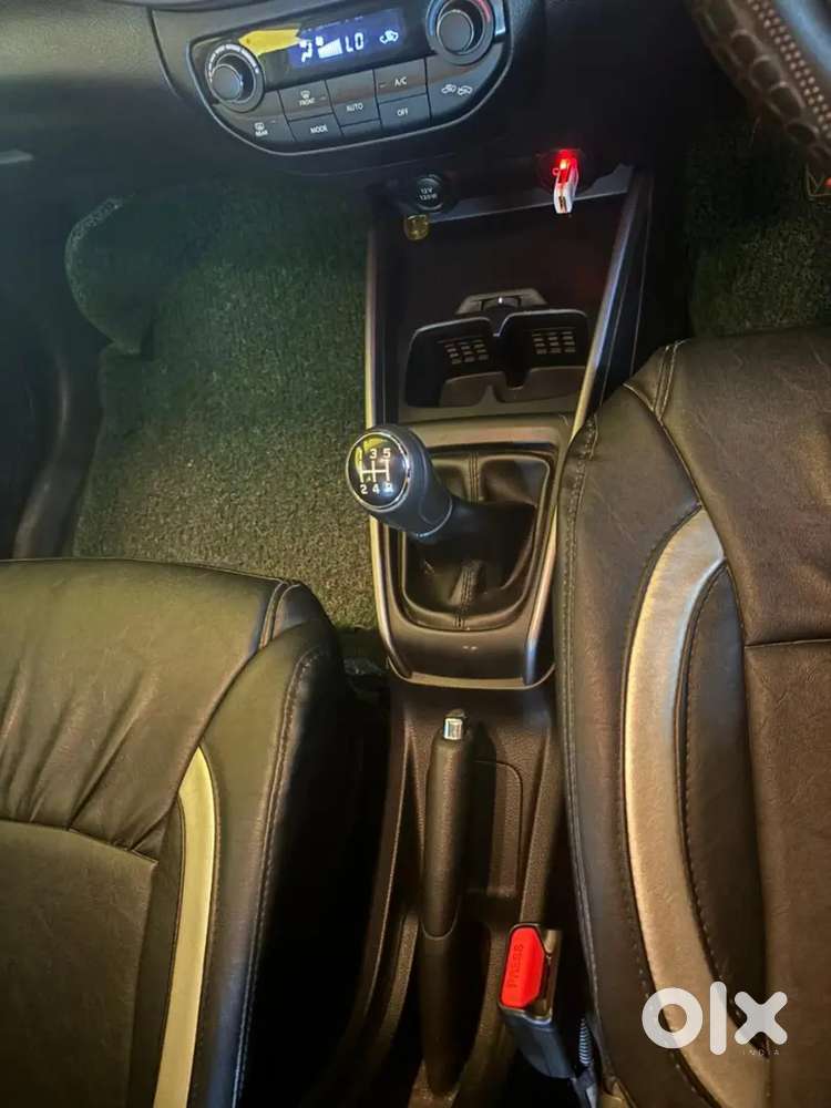 Maruti Suzuki Xl6 2021 Petrol Well Maintained