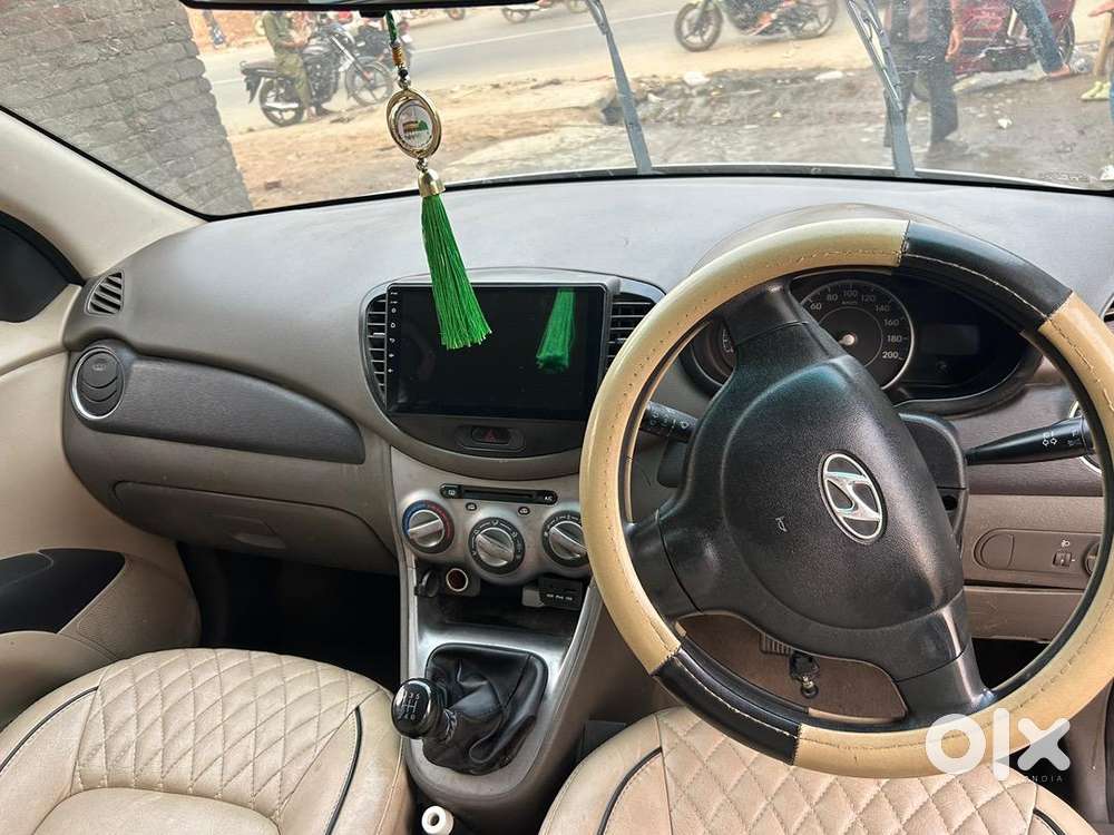 Hyundai I10 2012 Cng & Hybrids 72000 Km Driven