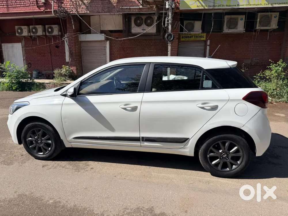 Hyundai I20 2020 Petrol Well Maintained Mohali Number