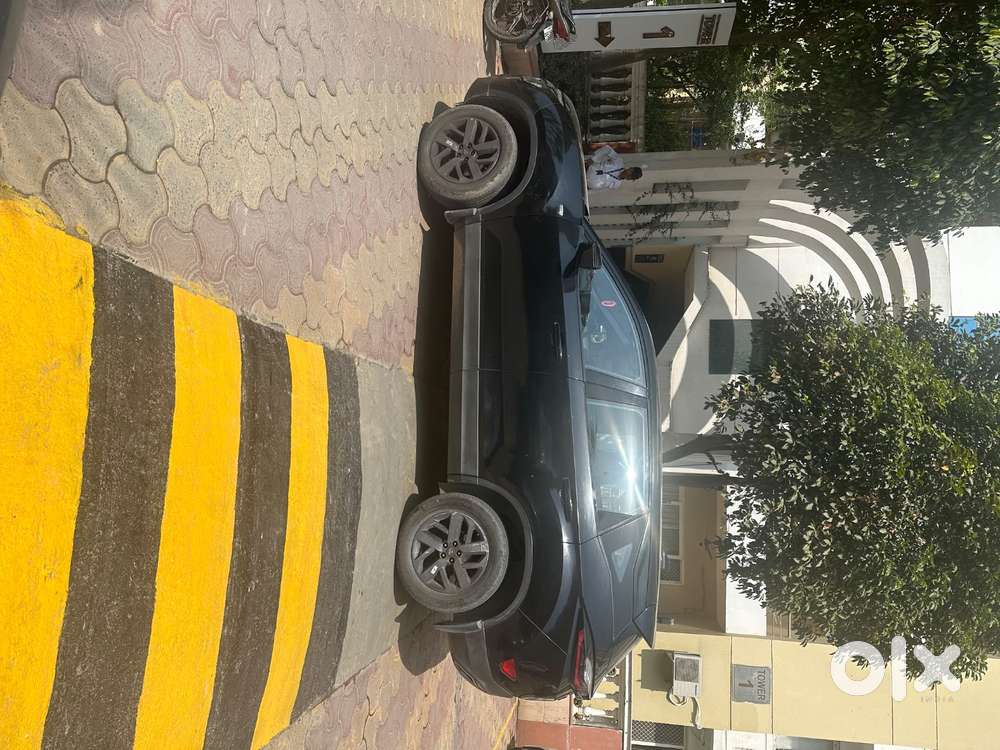 Harrier Top Model 2022 Dark Edition For Sale