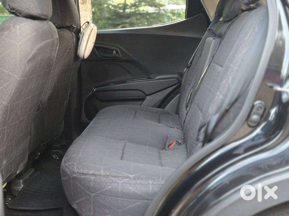 Mahindra Xuv400 Ev El Fast Charger, 2023, Electric