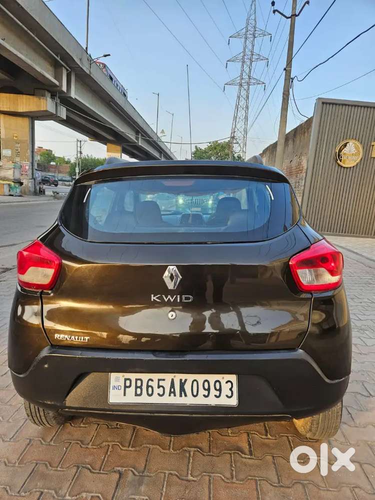 2016 Bata 17 Kwid Rxl
1 Owner Car All Original
Brand New Tyres