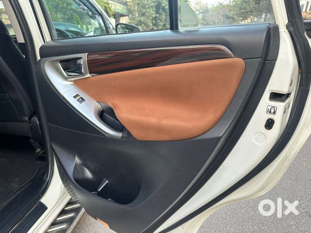 Toyota Innova Crysta