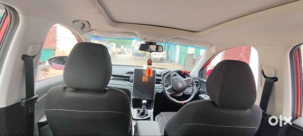 Mg Hector Plus Hybrid 2025