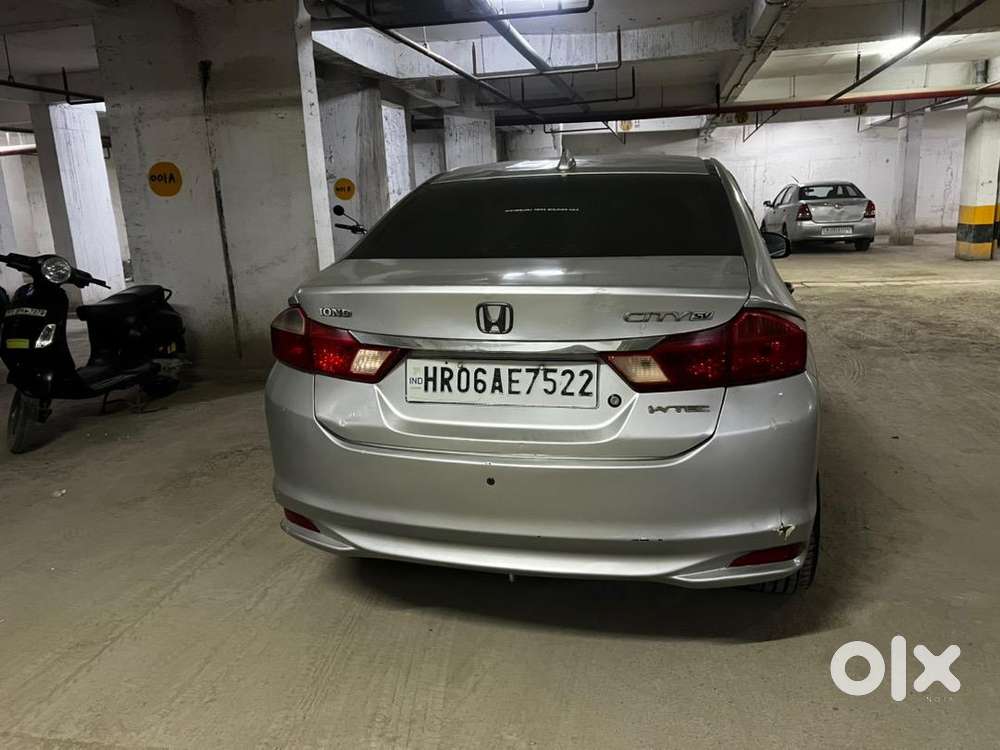 Car24 Spinny Call Na Krehonda City 2015 Petrol Well Maintained
