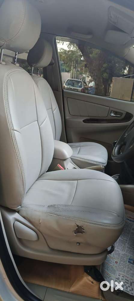 Toyota Innova 2.5 V 7 Str, 2014, Diesel