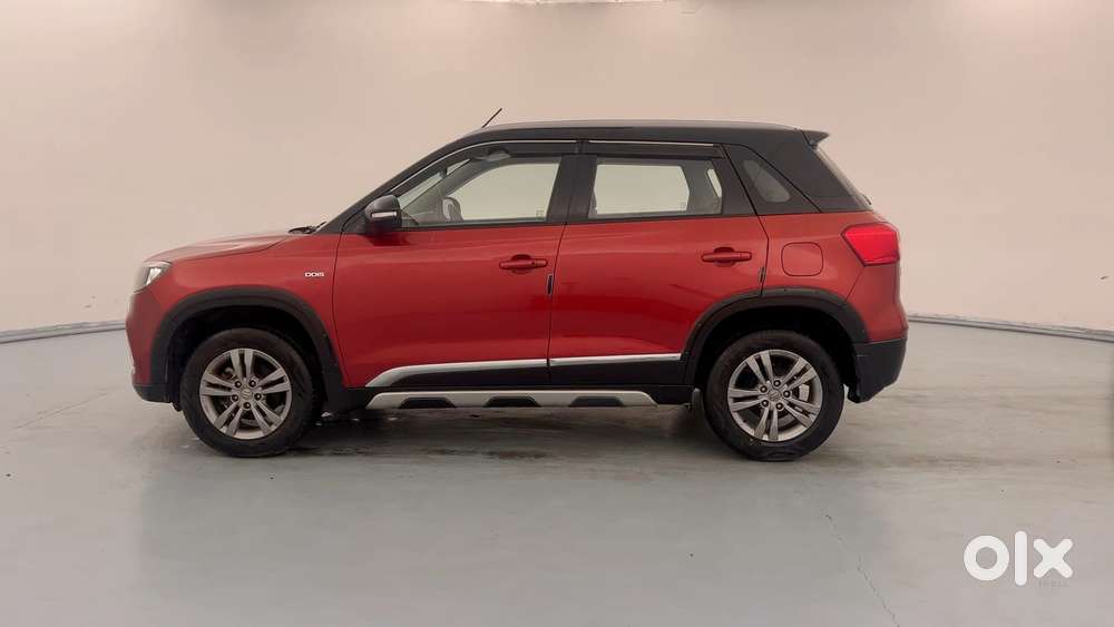 Maruti Suzuki Vitara Brezza Zdi+ Dual Tone Mt, 2016, Diesel