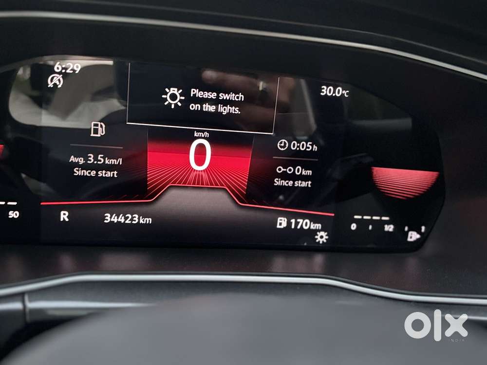 Volkswagen Taigun Topline 1.0 Tsi At (electric Seats), 2023, Petrol