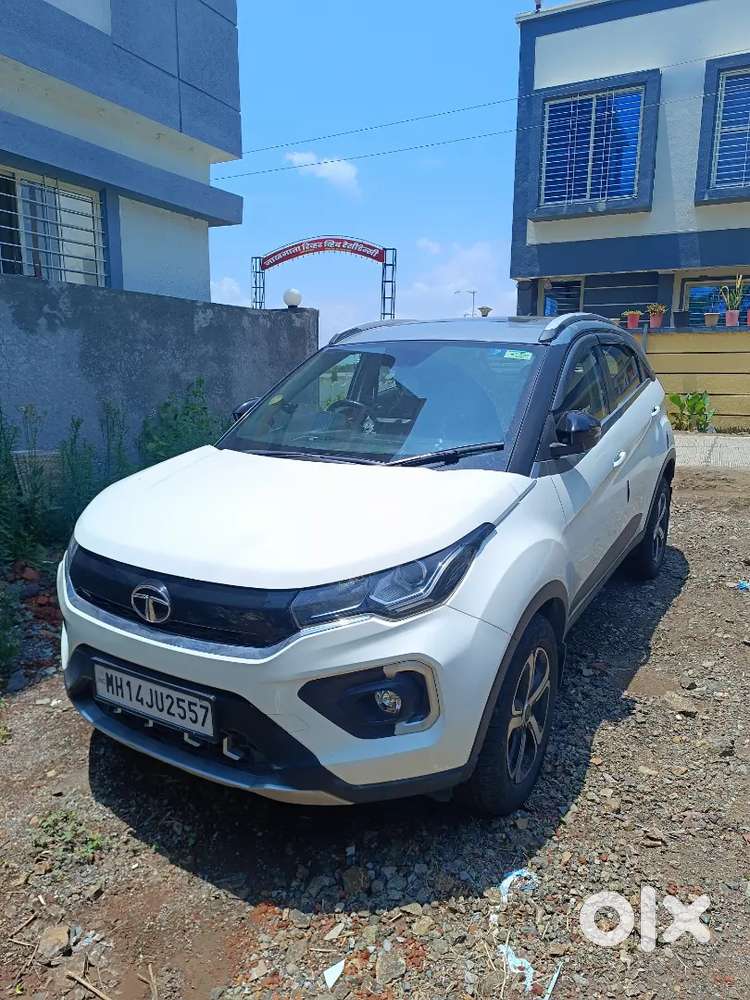 Tata Nexon 2021 Diesel Well Maintained And Nwe Tyre