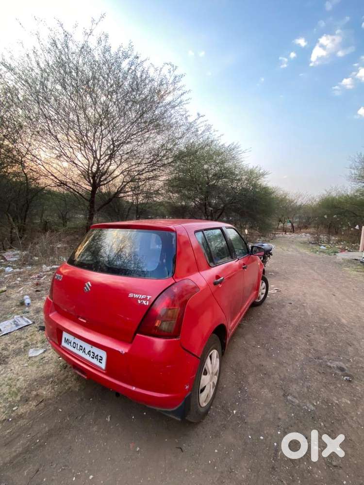 Maruti Suzuki Swift 2005 Petrol 80000 Km Driven