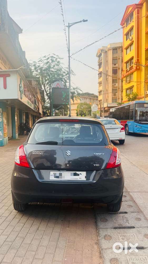 Maruti Suzuki Swift Vxi + Manual, 2017, Petrol