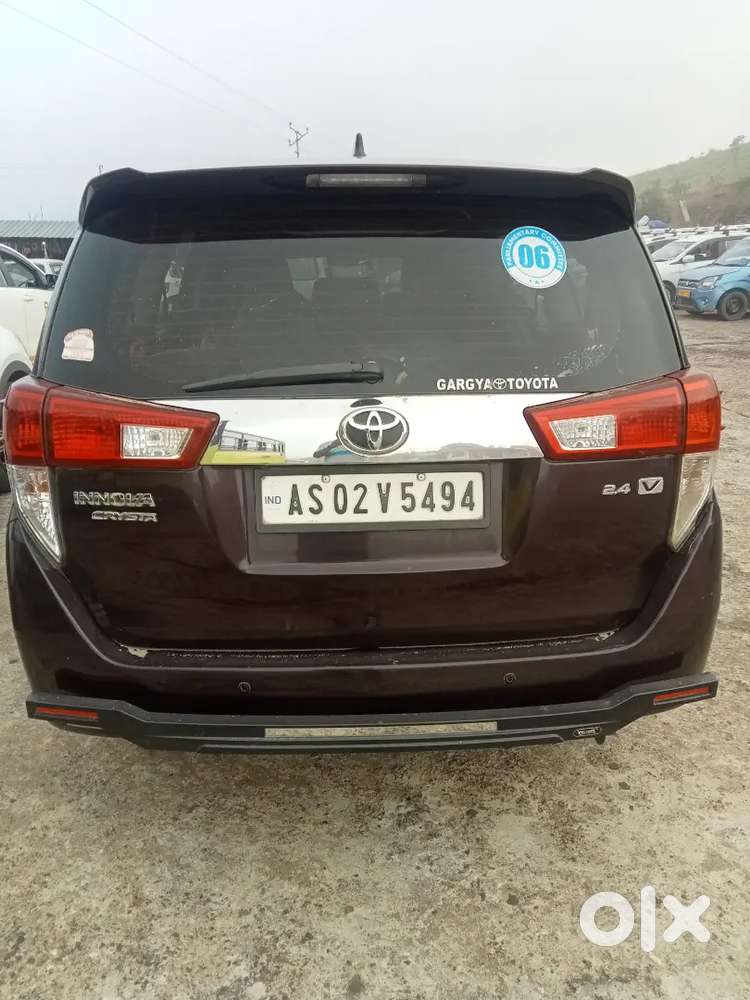 Toyota Innova Crysta 2018 Diesel 148000 Km Driven