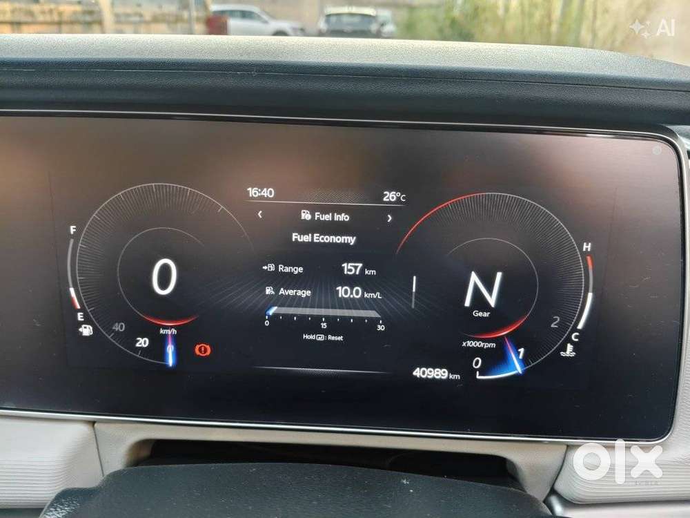 Mahindra Xuv700 2.0 Ax 5 Petrol Mt Str, 2024, Petrol