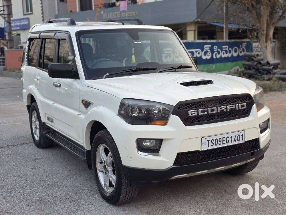 Mahindra Scorpio S10, 2015, Diesel